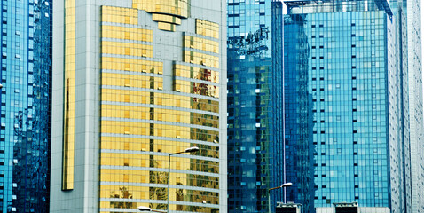 Fototapeta na wymiar Detail shot of modern office building facade
