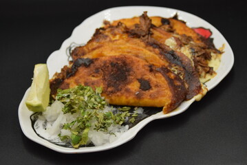 Tacos de birria mexicana