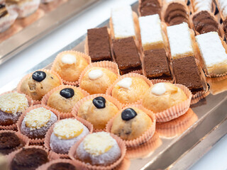 Cakes in the store window .