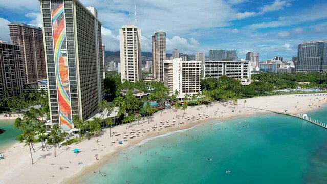 Hilton Hawaiian Village Rainbow Tower, Waikiki Beach, Honolulu Oahu resort with dock and beachfront