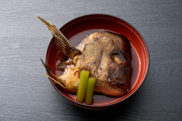日本料理、鯛のかぶと煮 - obrazy, fototapety, plakaty