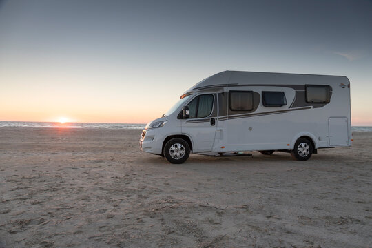 Wohnmobil am Strand