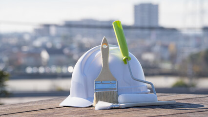 ヘルメットと塗装道具｜リフォーム・塗装業者・DIY イメージ