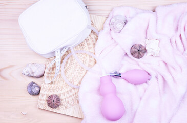A Pelvic Floor Muscle Exercise device to prepare for the giving of birth. Prenatal preparation,...