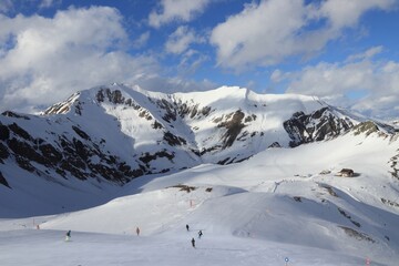 Fototapeta na wymiar Skiing in Hintertux Glacier, Austria