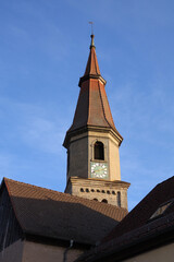 Fototapeta na wymiar Pfarrkirche St. Peter in Sinbronn