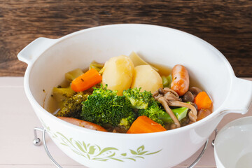 野菜たっぷりポトフ