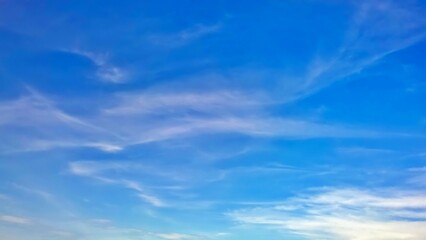 Obraz premium Beautiful blue sky background