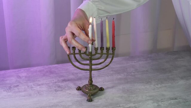How to light Hanukkah candles. Hanukkah. Fourth candle. Jewish holidays (157)
