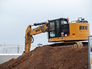Erdaushub auf Baustelle