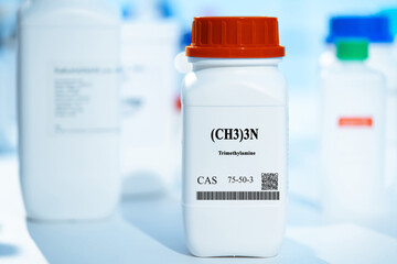 (CH3)3N trimethylamine CAS 75-50-3 chemical substance in white plastic laboratory packaging