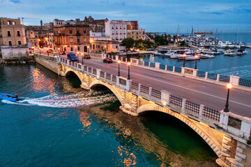 Taranto, Ponte di Porta Napoli