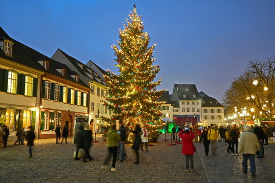 Christmas market in the Munsterplatz, near the Basel cathedral. Basel, Switzerland - December 2022