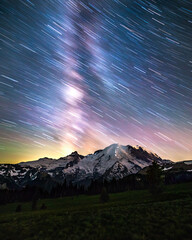 Milky Way star trails at Mount Rainier © Nicholas