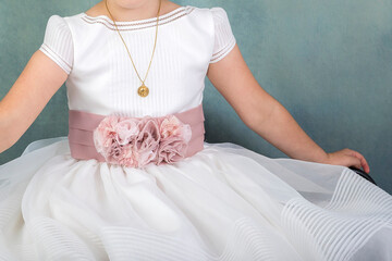 Dress and outfit for holy Communion girl with medal of 