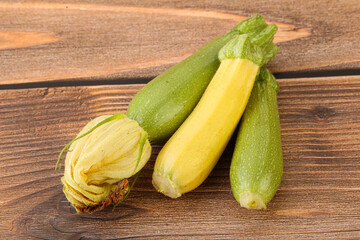 Raw baby organic zucchini heap