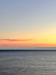 바닷가 일출 풍경