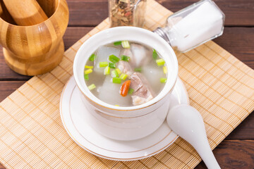 Health food radish ribs soup