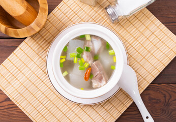 Health food radish ribs soup