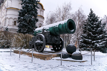 Tsar Cannon on Ivanovskaya Square in the Moscow Kremlin. A masterpiece of heavy fortress artillery,...