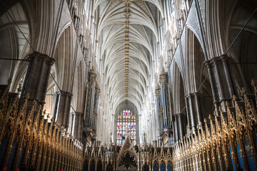 Interior of  the medieval Collegiate Church of St Peter at Westminster Abbey. London, UK - obrazy, fototapety, plakaty