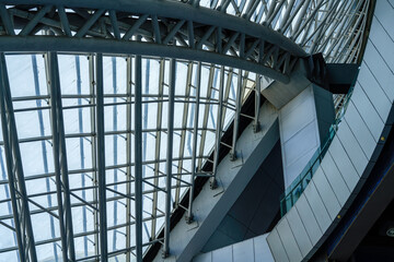 Obraz premium Close-up of a steel structure dome in a modern building interior