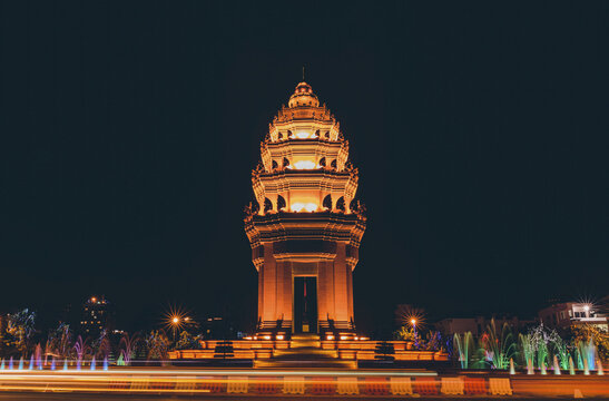 Independence Monument at night in Phnom Penh; Phnom Penh, Phnom Penh, Cambodia