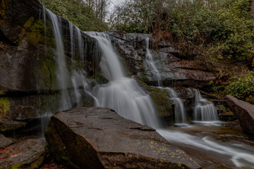 Fototapeta na wymiar Waterfall in the Blue Ridge Mountains