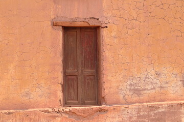 House facades and details at Purmamarca, native town in northern argentina
