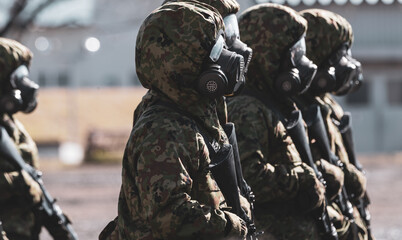 ガスマスクを装備した軍人（Japanese soldier wearing gas mask）
