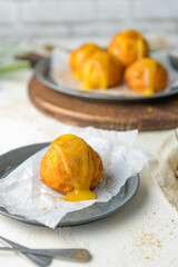 Rabanadas poveiras with egg cream and cinnamon