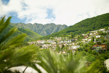 housing in hills