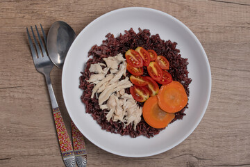 Riceberry Rice with Boiled Chicken with Tomatoes, Carrots, Healthy Food