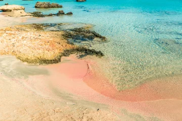 Photo sur Plexiglas  Plage d'Elafonissi, Crète, Grèce Amazing pink sand beach with crystal clear water in Elafonissi Beach,  Crete, Greece