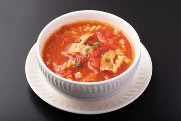 トマトスープパスタ