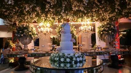 Bodas y articulos de eventos.