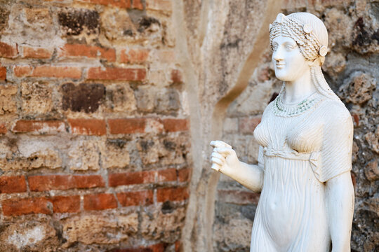 ancient statue of Isis in the temple in Pompeii. Pompeii destroyed by the eruption of Mount Vesuvius in 79 BC