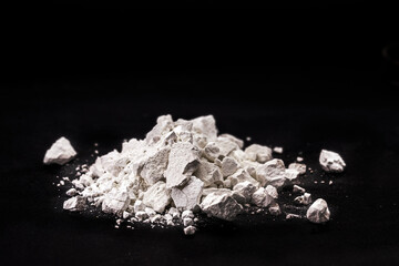 Calcium Chloride flakes, salt in solid state, used in brine for refrigeration machines, road dust...