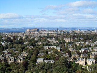 Obraz premium Edinburgh from Blackford Hill.