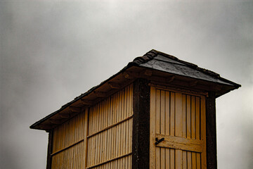 Cabaña antigua con estilo retro - clasico