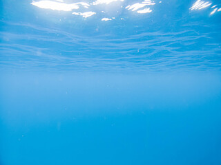 Fototapeta na wymiar calm underwater tropical ocean surface