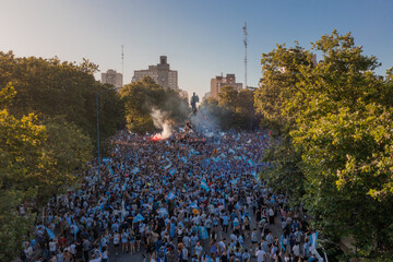 Celebración Argentina pasa a la Final del Mundial 2022 Catar, Festejo en el Monumento a San Martin...