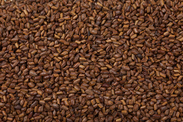 The seeds of kyeolmyeong tea are used as medicine for headaches and constipation, lowering the liver, brightening the eyes
 결명차의 씨. 간열(肝熱)을 내리고 눈을 밝게 하며 두통, 변비에 약재로 쓴다