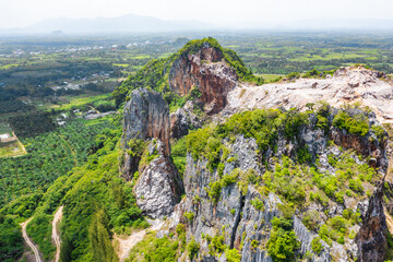 Naklejka premium Aerial view of Khao Khuha mountain in Songkhla, Thailand
