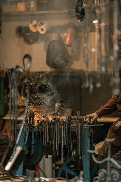 Metallbauer Handwerk Industrie vintage Foto