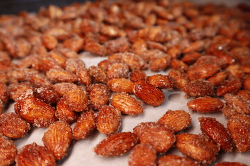 Almonds roasted with sugar and cinnamon fill the house with a festive atmosphere.