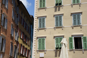 Fototapeta na wymiar Riva del Garda, historic city