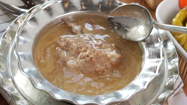 
Turkish kelle pa&ccedil;a, ayak pa&ccedil;a, beyin pa&ccedil;a, işkembe, ezogelin, mercimek, et suyu, ilik suyu, damar beyin, tuzlama, dil &ccedil;orbası,  othantic soups, Traditional Turkish soups, food, Kelle Pa&ccedil;a &Ccedil;orbası