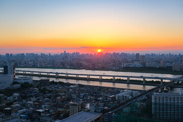 東京都江戸川区 タワーホール船堀展望室から見る東京の街に沈む夕日