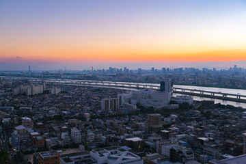 東京都江戸川区 タワーホール船堀展望室から見る夕暮れの東京